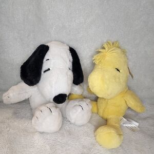 Snoopy and Woodstuck plushies 12"